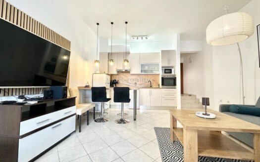 Trogir, Čiovo – pekný, zariadený apartmán len 150m od pláže