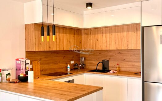 Trogir, Okrug Gornji – 3 spálňový apartmán vo výbornej lokalite